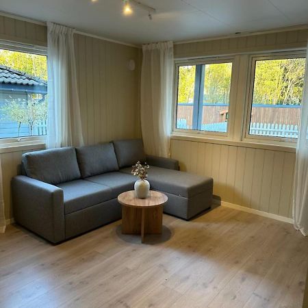Lys Rent Og Trivelig Hybelleilighet Kristiansand Exterior foto