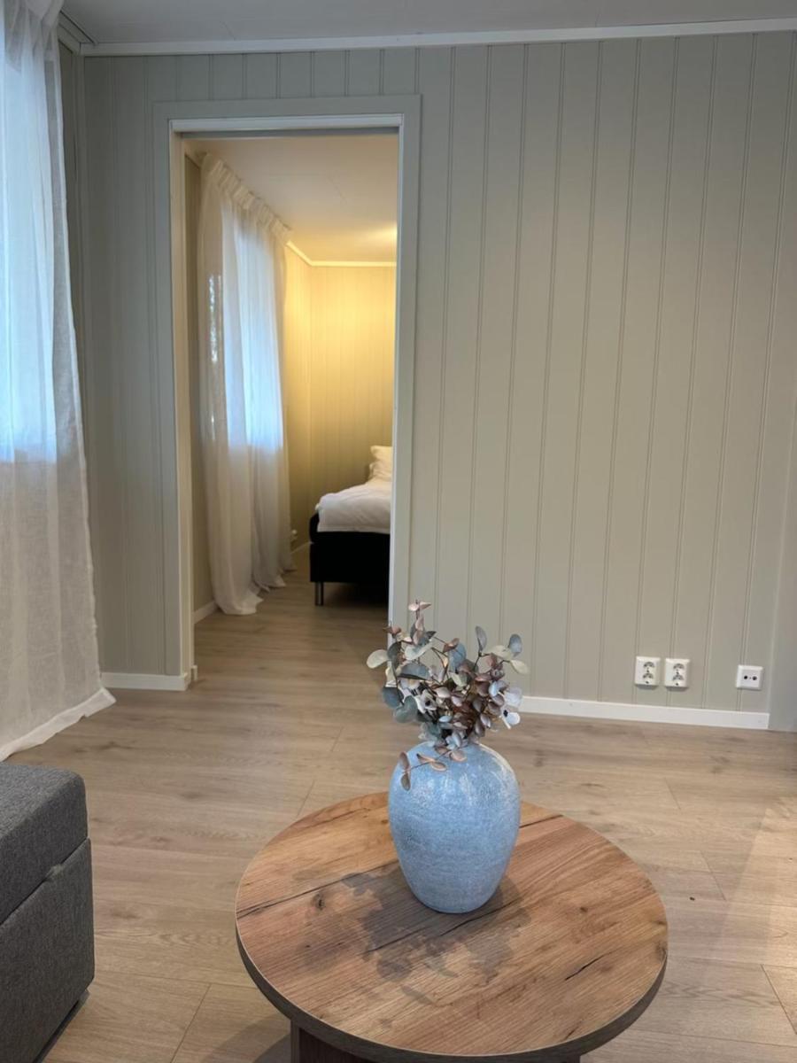 Lys Rent Og Trivelig Hybelleilighet Kristiansand Exterior foto